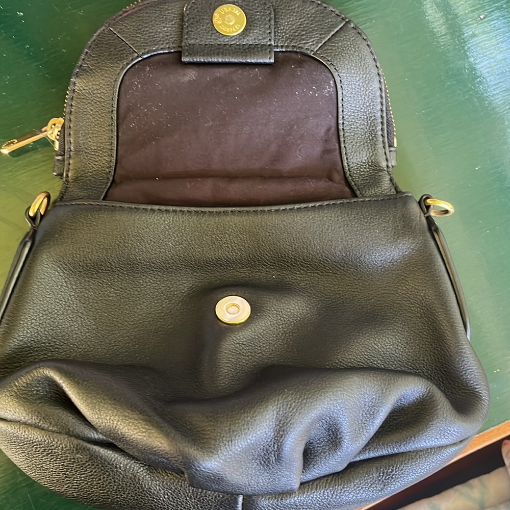 Marc Jacobs Black Crossbody Bag with Gold Accents - Picture 4 of 8